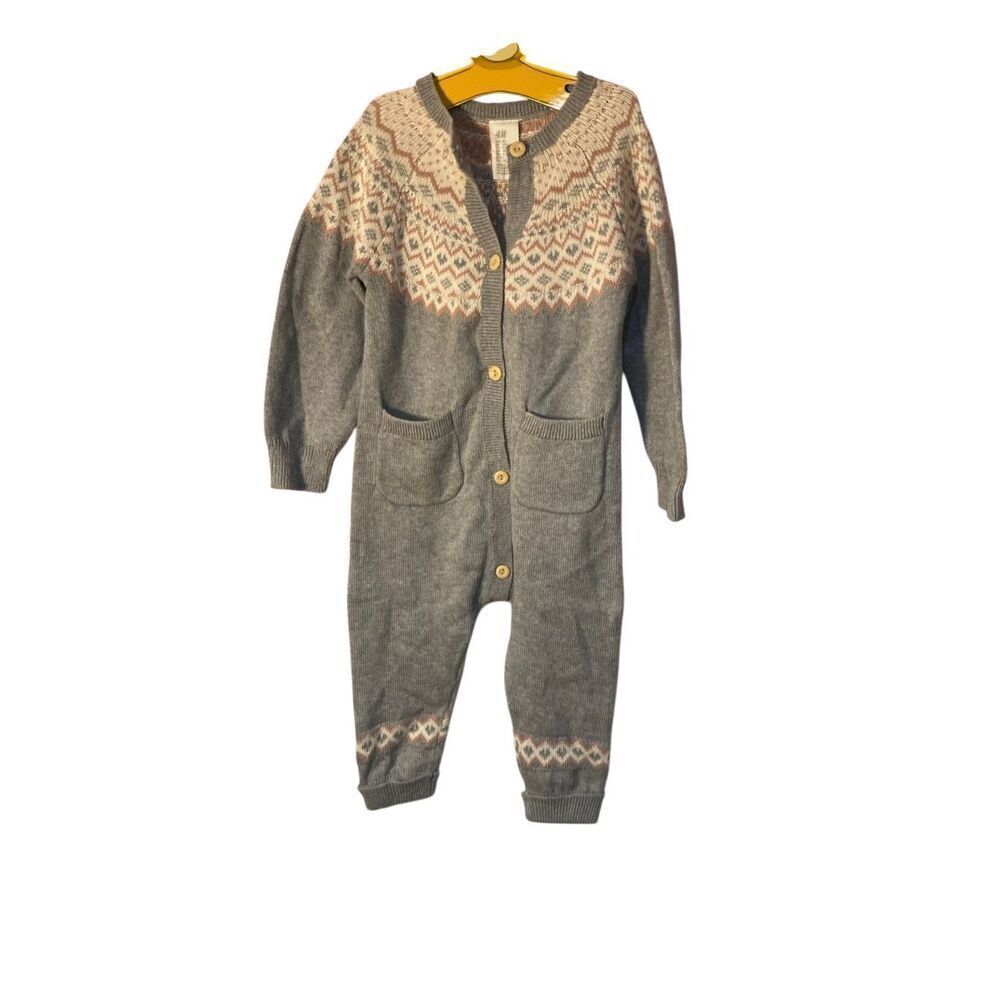 H&M baby unisex gray knit, one piece sweater jumpsuit size 12 months